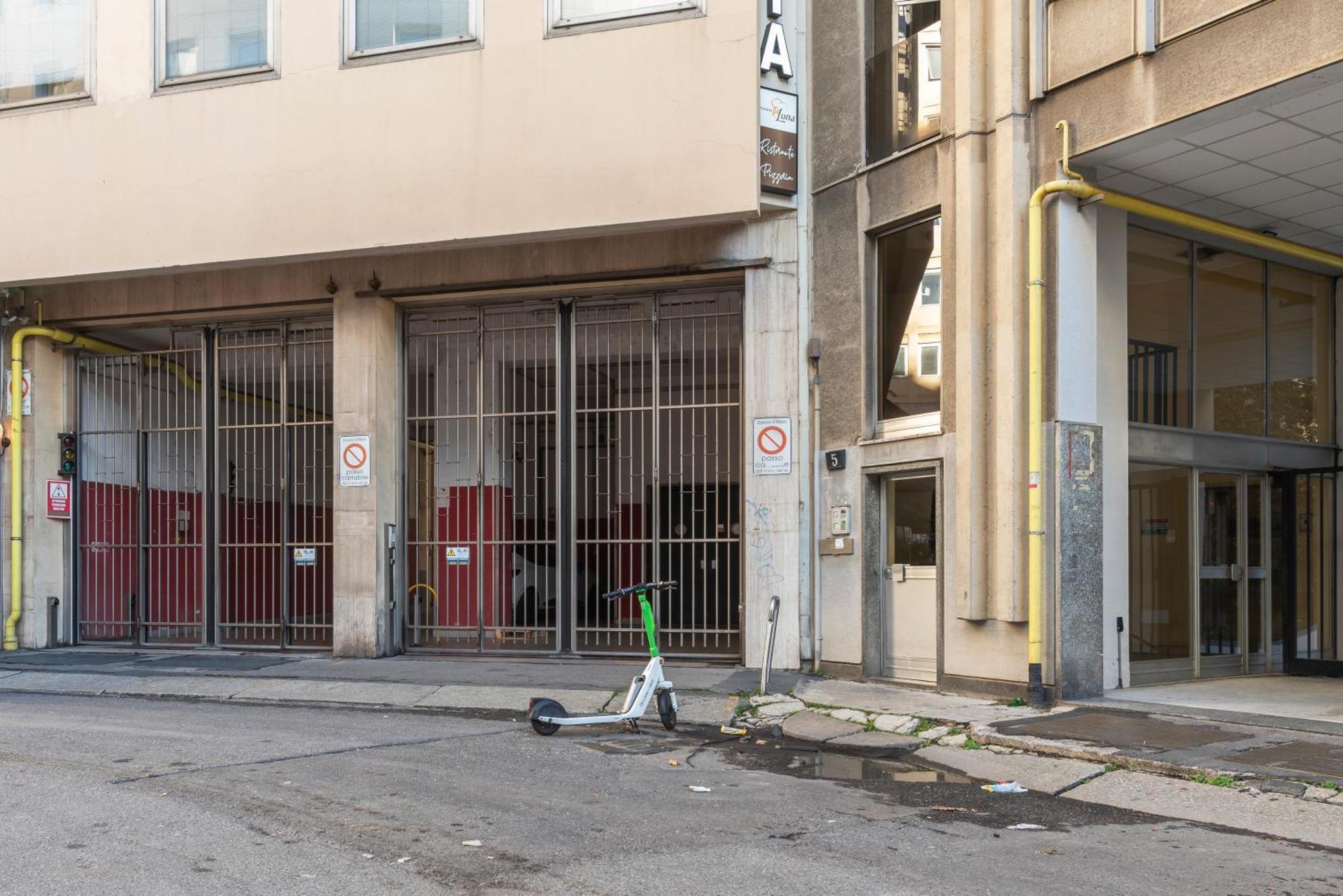 Centrale Flexyrent - Steps From Train Station Milan Exterior photo